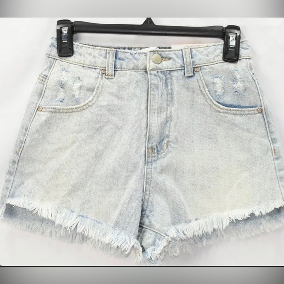 And Now This Women's Size 26 High Rise Cotton Frayed Denim Jean Shorts NWT - Picture 1 of 5